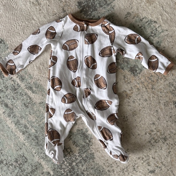 wonder nation Other - Set of Boy’s Onesies, Size 0-3 months